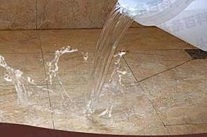 巨鹿漏水维修 免砸砖防水材料该如何施工